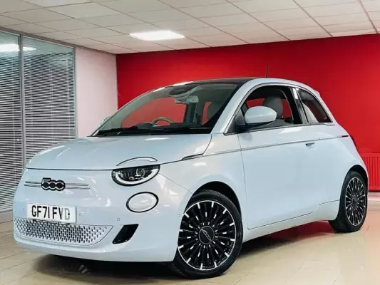 Fiat 500e 42kWh La Prima Auto 3dr