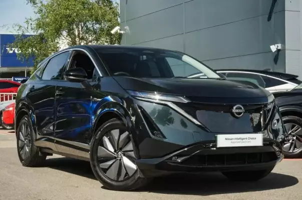 Nissan ARIYA 63kWh Advance Auto 5dr 7.4kW Charger