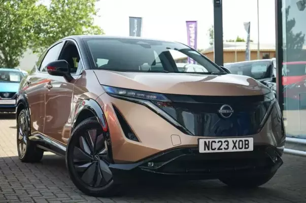 Nissan ARIYA 63kWh Advance Auto 5dr 7.4kW Charger