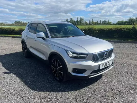 Volvo XC40 2.0 D4 Inscription Auto AWD Euro 6 (s/s) 5dr