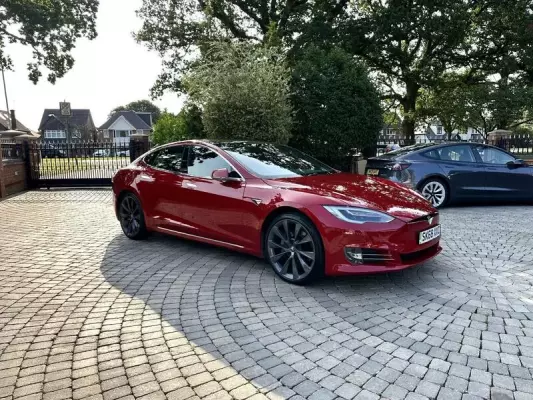 Tesla Model S 100D (Dual Motor) Auto 4WD 5dr