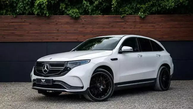 Mercedes-Benz EQC EQC 400 80kWh AMG Line (Premium Plus) Auto 4MATIC 5dr
