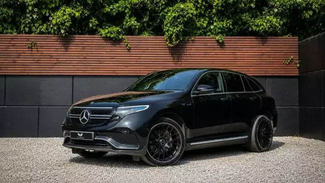 Mercedes-Benz EQC EQC 400 80kWh AMG Line (Premium Plus) Auto 4MATIC 5dr