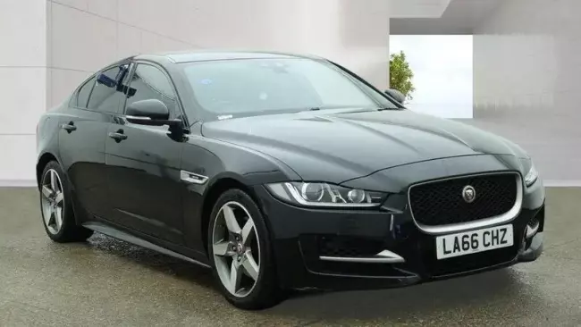 Jaguar XE 2.0d R-Sport Auto Euro 6 (s/s) 4dr