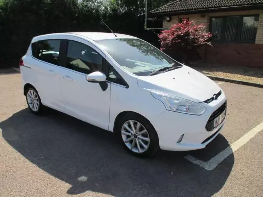 Ford B-Max 1.0T EcoBoost Titanium Navigator Euro 6 5dr