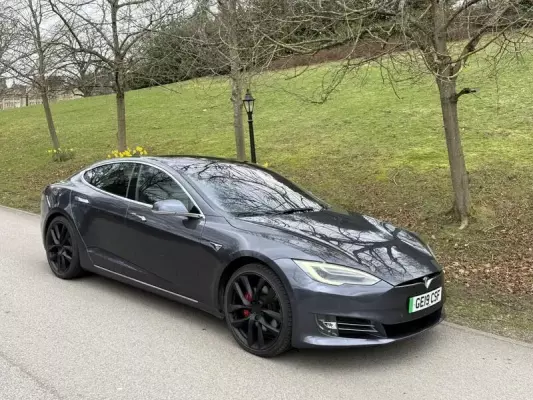 Tesla Model S (Dual Motor) Performance Auto 4WD 5dr (Ludicrous)