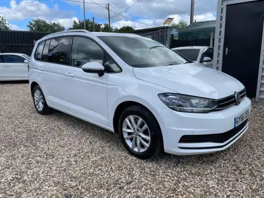 Volkswagen Touran 2.0 TDI BlueMotion Tech SE DSG Euro 6 (s/s) 5dr