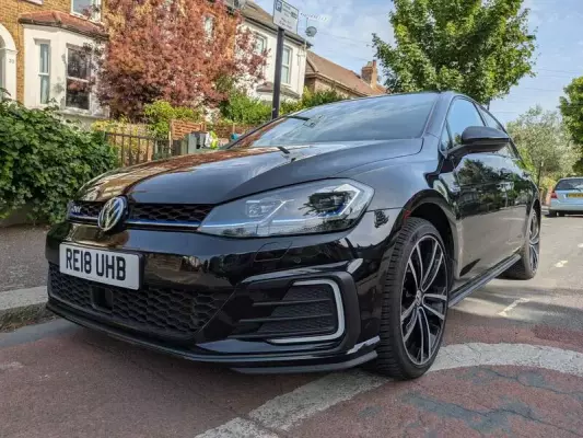Volkswagen Golf 1.4 TSI 8.7kWh GTE Advance DSG Euro 6 (s/s) 5dr