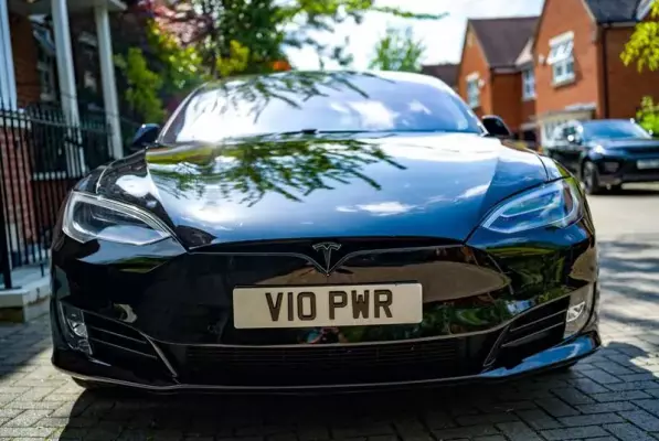 Tesla Model S (Dual Motor) Performance Ludicrous Auto 4WD 5dr