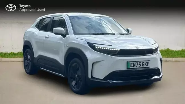 Toyota Urban Cruiser 61kWh Design Auto 5dr