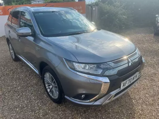 Mitsubishi Outlander 2.4h TwinMotor 13.8kWh Reflex Plus CVT 4WD Euro 6 (s/s) 5dr