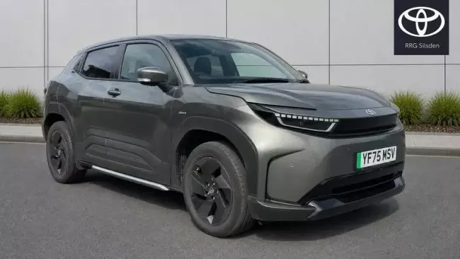 Toyota Urban Cruiser 61kWh Design Auto 5dr