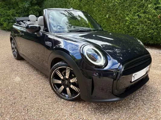 MINI Convertible 1.5 Cooper Exclusive Steptronic Euro 6 (s/s) 2dr