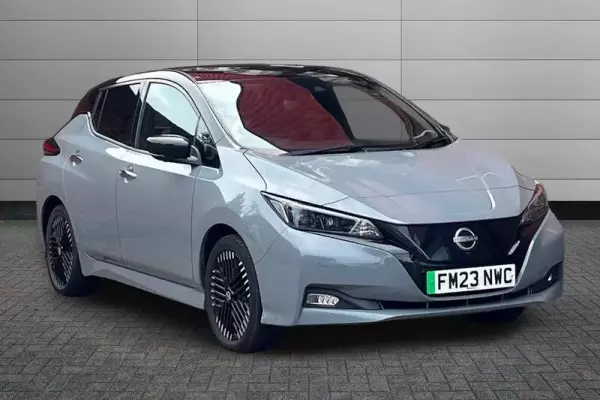 Nissan Leaf 39kWh Tekna Auto 5dr