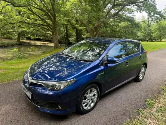 Toyota Auris 1.8 VVT-h Icon CVT Euro 6 (s/s) 5dr