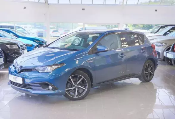 Toyota Auris 1.8 VVT-h Design CVT Euro 6 (s/s) 5dr