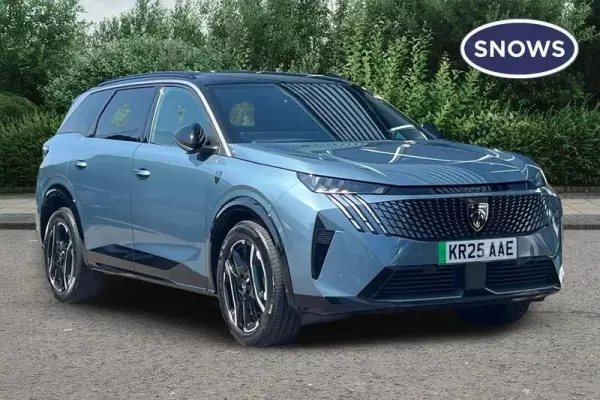 Peugeot E-5008 73kWh GT Auto 5dr