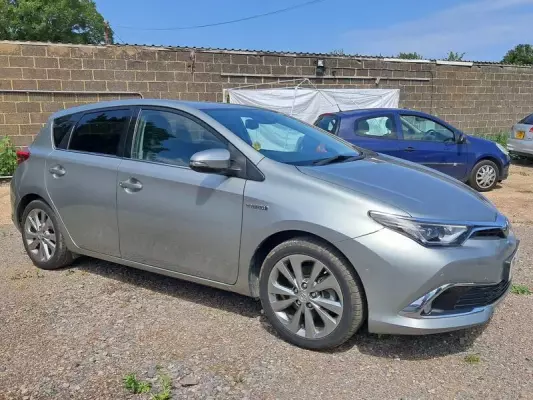 Toyota Auris 1.8 VVT-h Excel CVT Euro 6 (s/s) 5dr (Safety Sense)