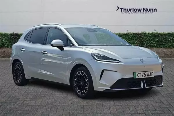 MG MG4 Urban 53.9kWh Premium Long Range Auto 5dr