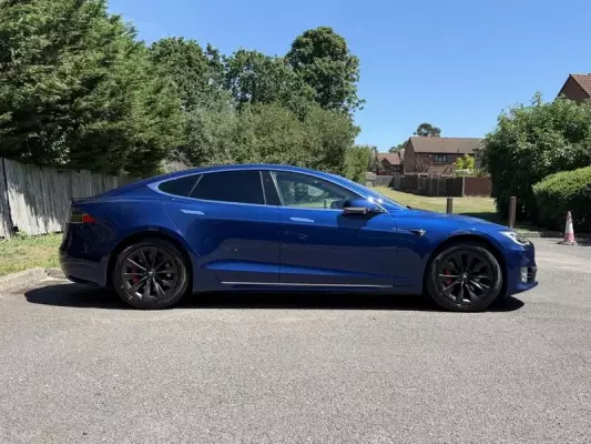 Tesla Model S (Dual Motor) Performance Ludicrous Auto 4WD 5dr