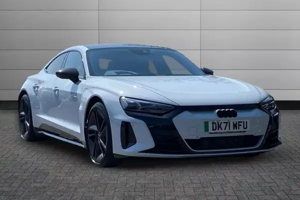 Audi RS e-tron GT 93.4kWh Carbon Vorsprung Auto quattro 4dr
