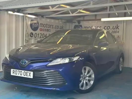 Toyota Camry 2.5 VVT-h Design CVT Euro 6 (s/s) 4dr