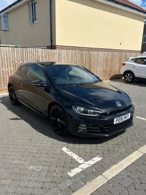Volkswagen Scirocco 2.0 TDI BlueMotion Tech R-Line DSG Euro 6 (s/s) 3dr