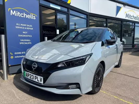 Nissan Leaf 39kWh Tekna Auto 5dr