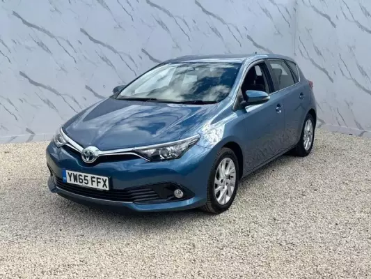 Toyota Auris 1.8 VVT-h Business Edition CVT Euro 6 (s/s) 5dr