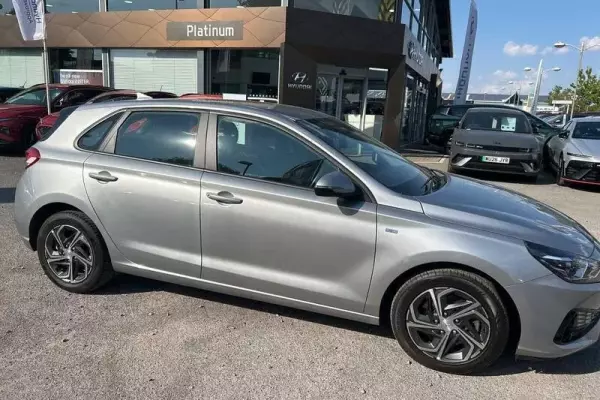 Hyundai i30 1.0 T-GDi MHEV SE Connect DCT Euro 6 (s/s) 5dr