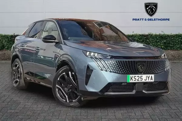 Peugeot E-3008 73kWh GT Auto 5dr (11kW Charger)