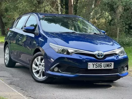 Toyota Auris 1.8 VVT-h Business Edition CVT Euro 6 (s/s) 5dr