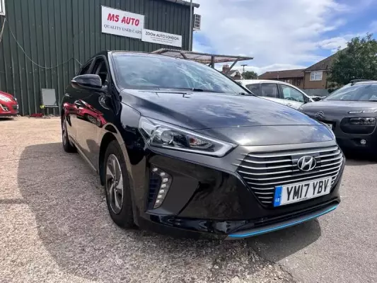 Hyundai IONIQ 1.6 h-GDi Premium DCT Euro 6 (s/s) 5dr