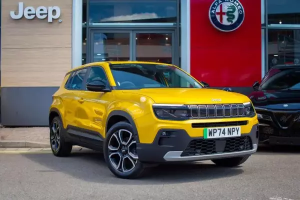 Jeep Avenger 54kWh e-Summit Auto 5dr