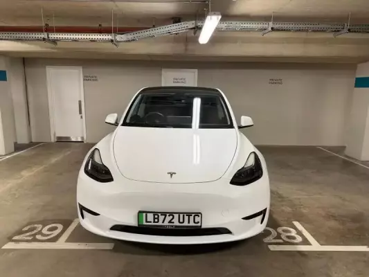 Tesla Model Y (Dual Motor) Long Range Auto 4WDE 5dr
