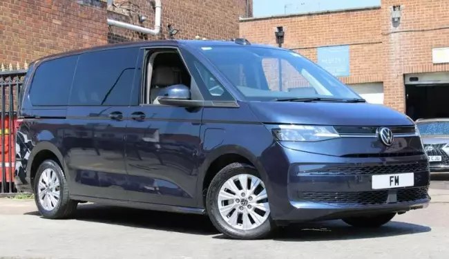 Volkswagen Multivan 1.4 TSI 13kWh Life Long MPV DSG Euro 6 (s/s) 5dr
