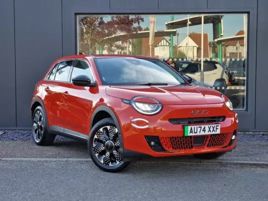 Fiat 600e 54kWh La Prima Auto 5dr