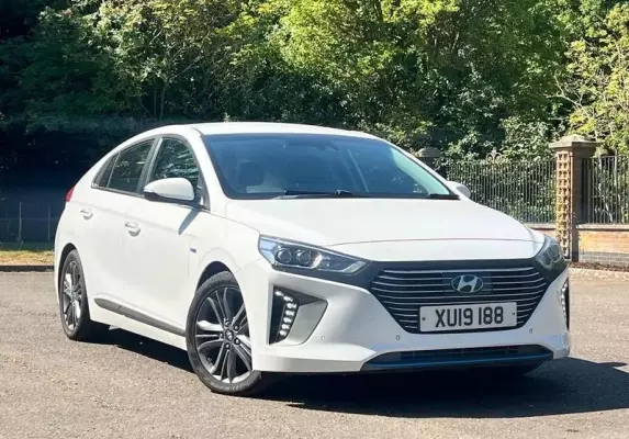 Hyundai IONIQ 1.6 h-GDi 8.9kWh Premium SE DCT Euro 6 (s/s) 5dr