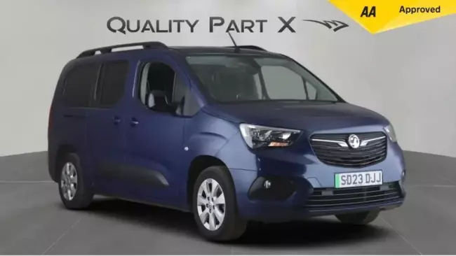 Vauxhall Combo Life Electric 50kWh Design XL MPV Auto 5dr (7.4kW Charger)