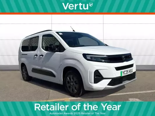 Vauxhall Combo Life Electric 52kWh Ultimate XL MPV Auto 5dr (11kW Charger)