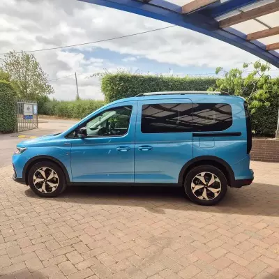 Ford Tourneo Connect 2.0 EcoBlue Active Euro 6 (s/s) 5dr