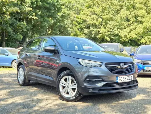 Vauxhall Grandland X 1.5 Turbo D BlueInjection SE Euro 6 (s/s) 5dr