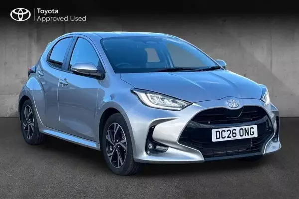 Toyota Yaris 1.5 VVT-h Design E-CVT Euro 6 (s/s) 5dr