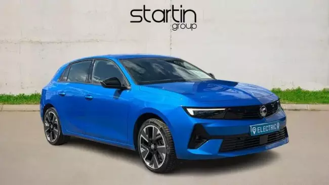 Vauxhall Astra Electric 54kWh Design Auto 5dr