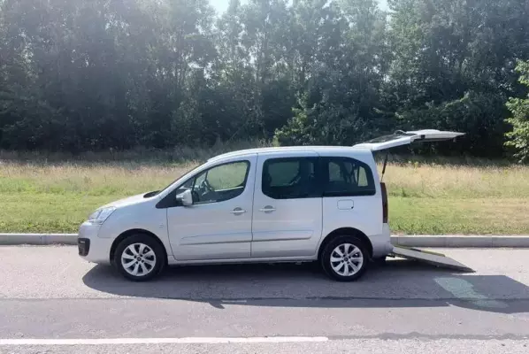 Citroen Berlingo Multispace 1.6 Hdi WHEELCHAIR ACCESSIBLE 5dr