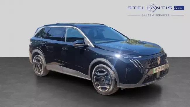 Peugeot E-5008 73kWh Allure Auto 5dr