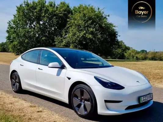 Tesla Model 3 Auto RWD 4dr