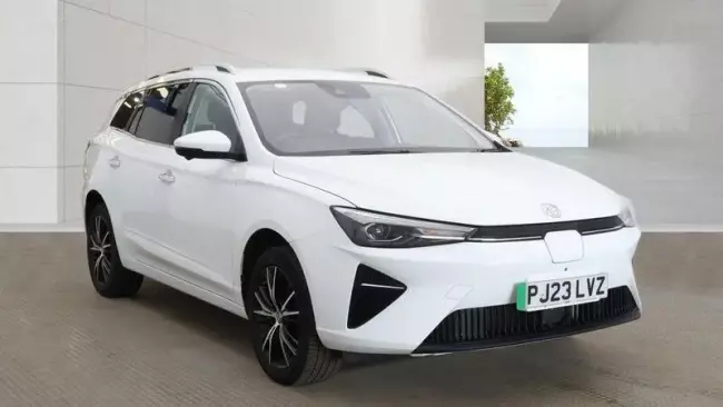 MG MG5 61.1kWh Trophy Long Range Auto 5dr