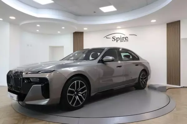 BMW i7 50 105.7kWh M Sport Auto eDrive 4dr