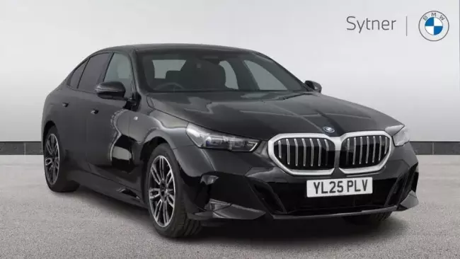 BMW 5 Series 3.0 550e 22.1kWh M Sport Steptronic xDrive Euro 6 (s/s) 4dr